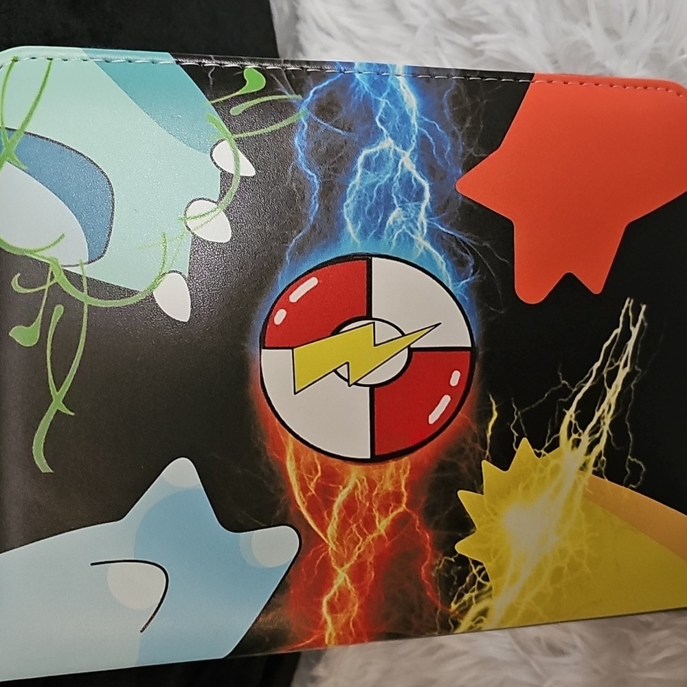 Trading Card Binder Pokemon 2-Inch Pokeball Album 440 Pockets - Picture 4 of 4